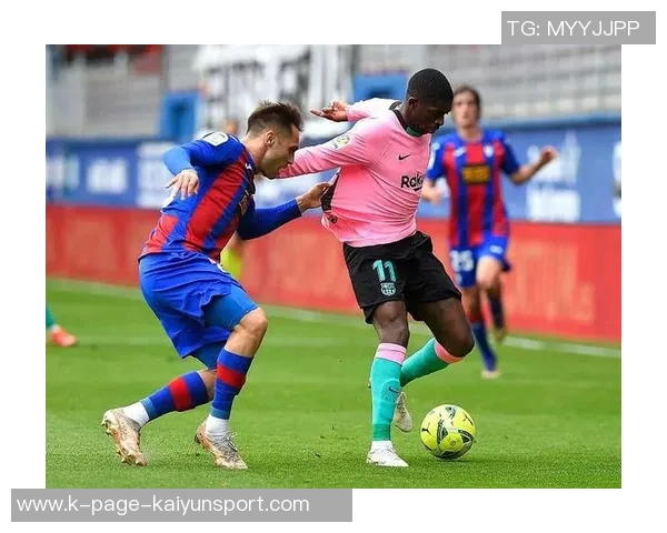 曼联考虑与赞助商DXC续约四年总价达8000万镑的合作方案 曼联考虑与赞助商DXC续约四年总价达8000万镑的合作方案