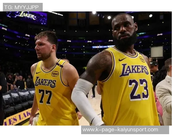 詹姆斯称弗拉格有潜力走莱昂纳德发展之路与多位名人堂球员共事 詹姆斯称弗拉格有潜力走莱昂纳德发展之路与多位名人堂球员共事