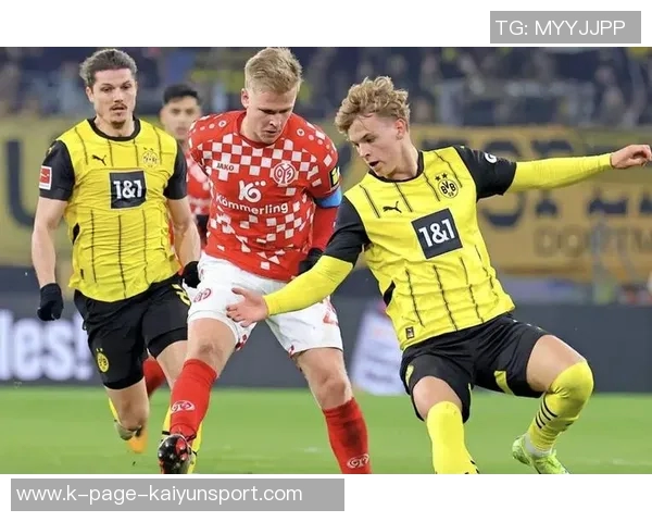 德天空报道霍村中场托乌姆库有望租借加盟荷尔斯泰因基尔球队